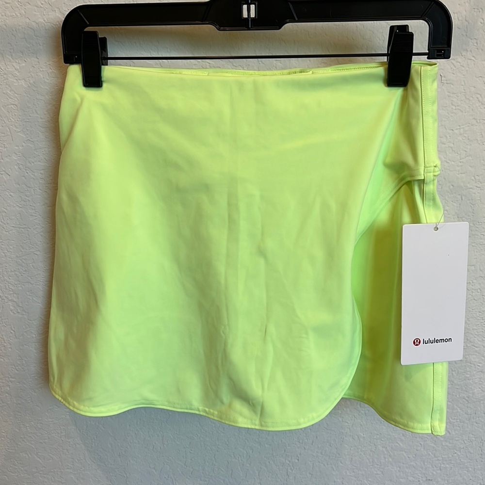 Lululemon Tennis and Golf High Rise Wrap Skirt Faded Zap Size 4